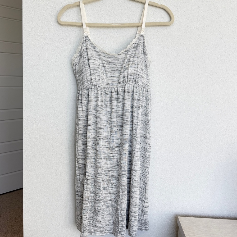 Motherhood Maternity Gray Striped Sleeveless Nightgown size Small
